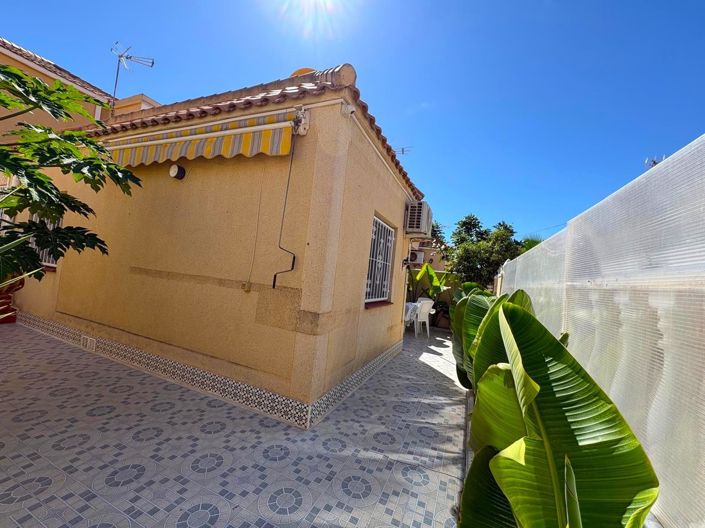 Image No.7-2 Bed Townhouse for sale