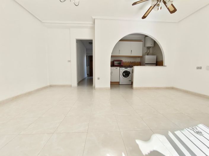 Image No.2-3 Bed Townhouse for sale