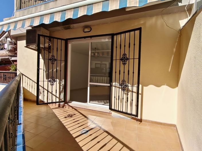 Image No.32-3 Bed Townhouse for sale