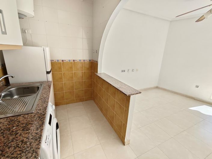 Image No.8-3 Bed Townhouse for sale