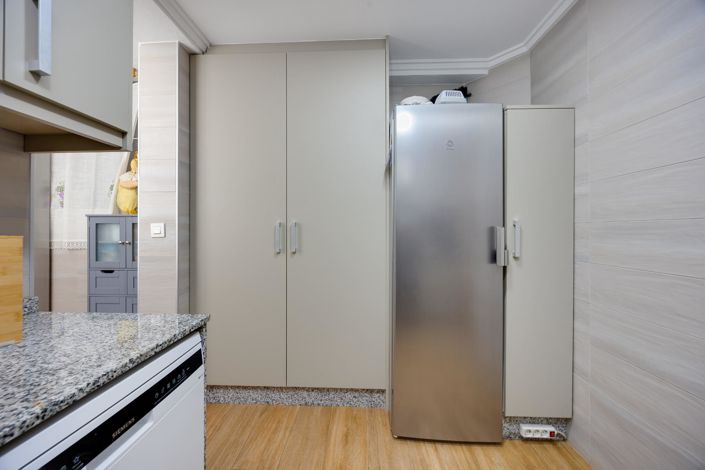 Image No.16-3 Bed Apartment for sale