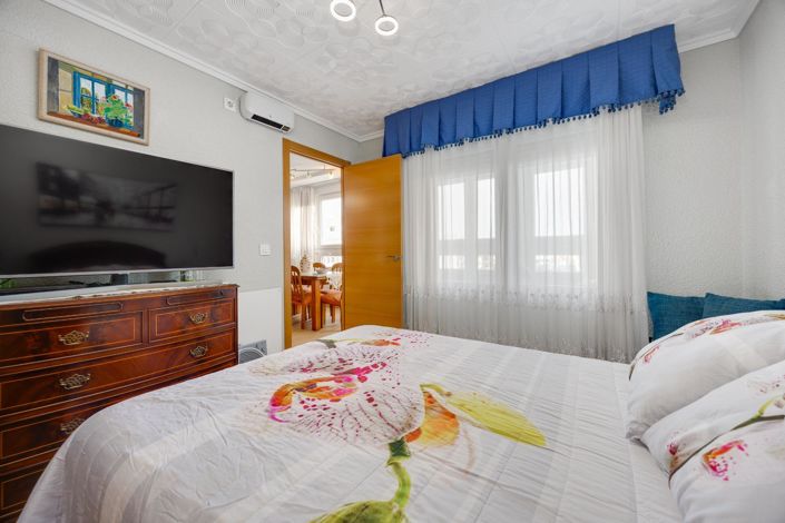 Image No.18-3 Bed Apartment for sale