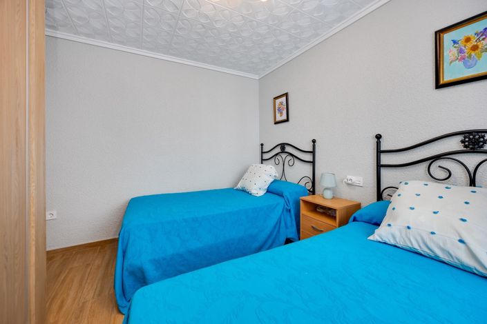 Image No.20-3 Bed Apartment for sale