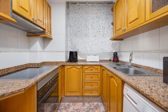 Image No.12-2 Bed Apartment for sale
