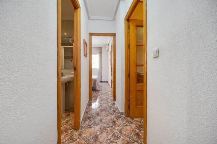 Image No.15-2 Bed Apartment for sale