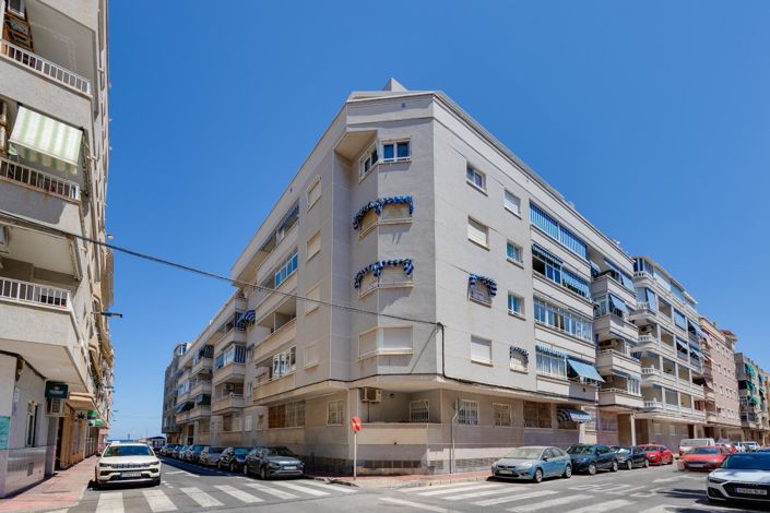Image No.29-2 Bed Apartment for sale