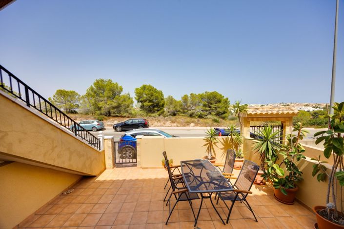 Image No.12-2 Bed Bungalow for sale