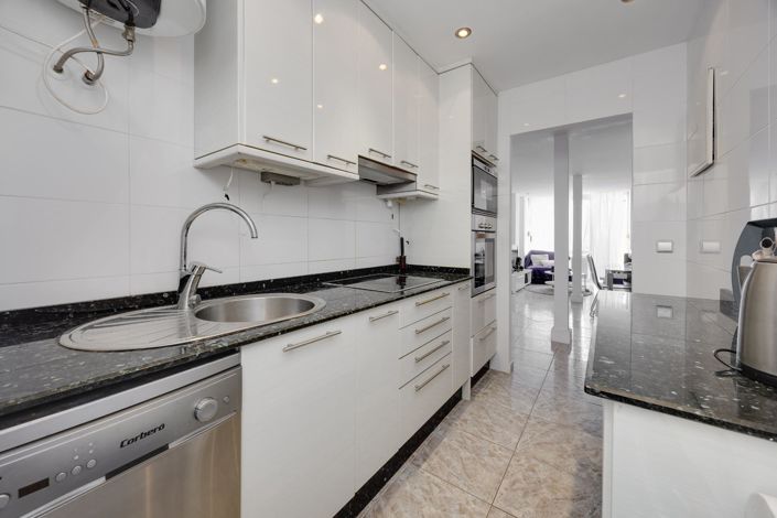 Image No.16-2 Bed Apartment for sale