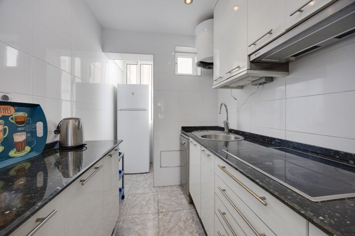 Image No.17-2 Bed Apartment for sale
