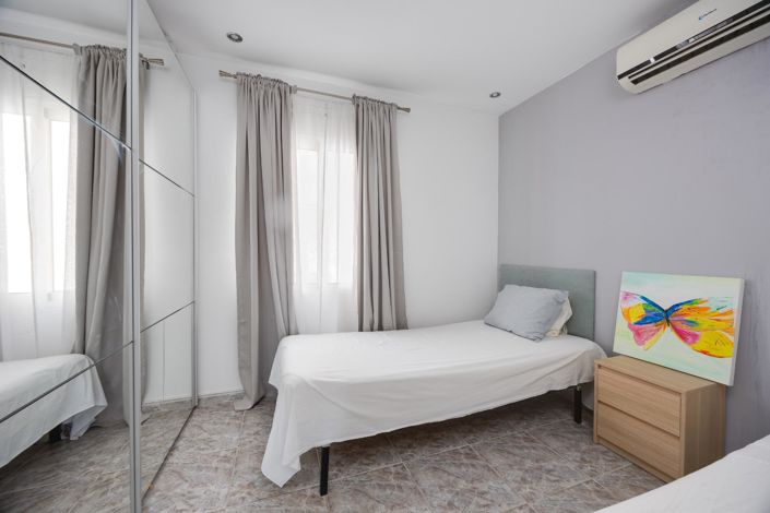 Image No.22-2 Bed Apartment for sale