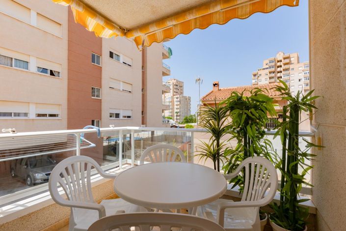 Image No.2-Appartement de 2 chambres à vendre à Torrevieja