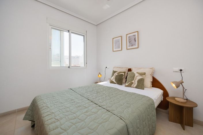 Image No.21-1 Bed Penthouse for sale