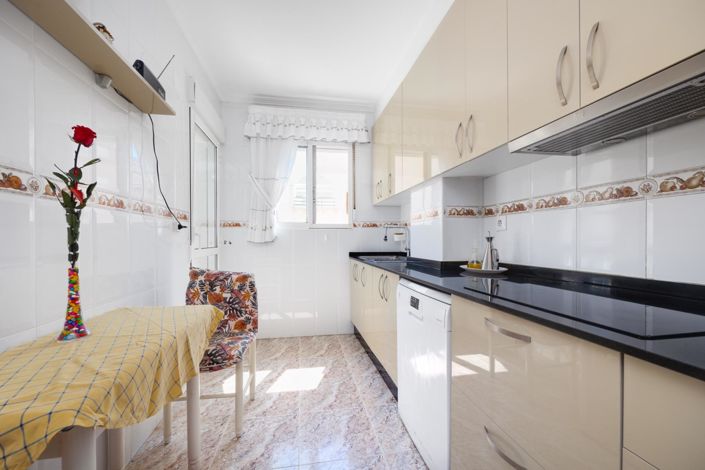 Image No.16-3 Bed Apartment for sale