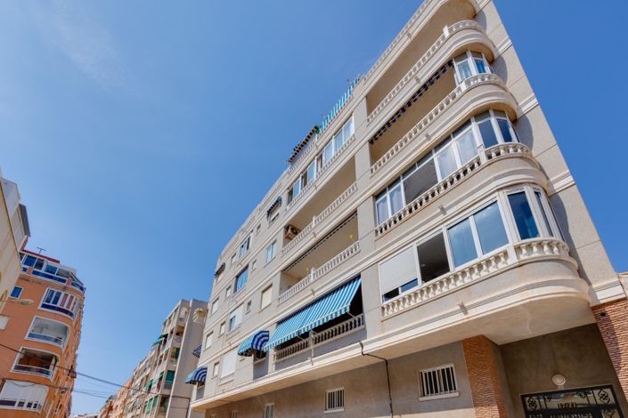 Image No.2-3 Bed Apartment for sale