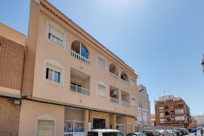 Image No.25-3 Bed Penthouse for sale
