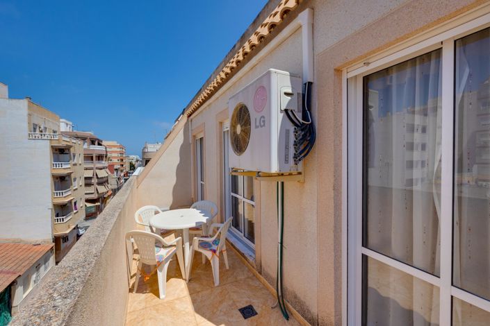 Image No.8-3 Bed Penthouse for sale