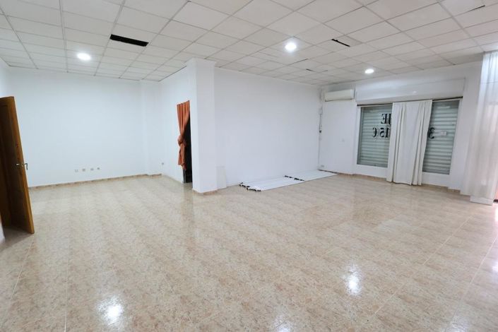 Image No.3-1 Bed Property for sale