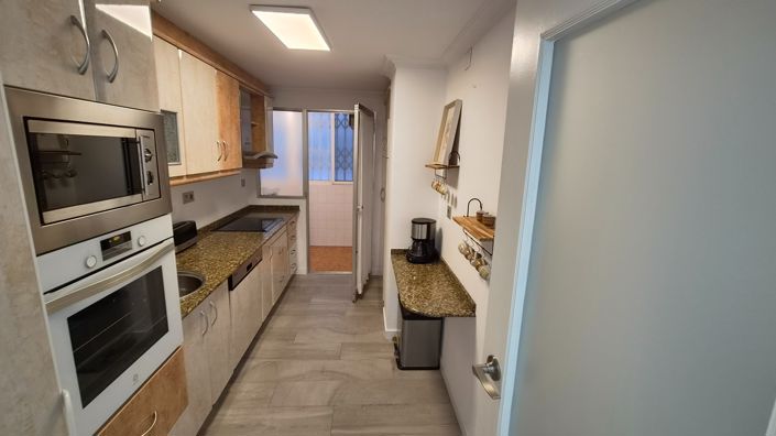 Image No.24-3 Bed Apartment for sale