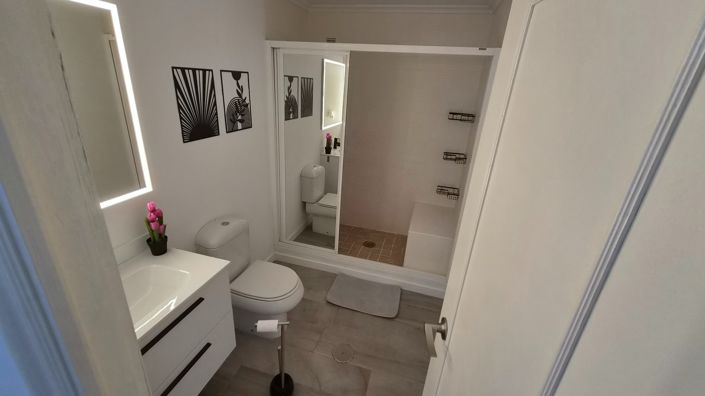 Image No.33-3 Bed Apartment for sale