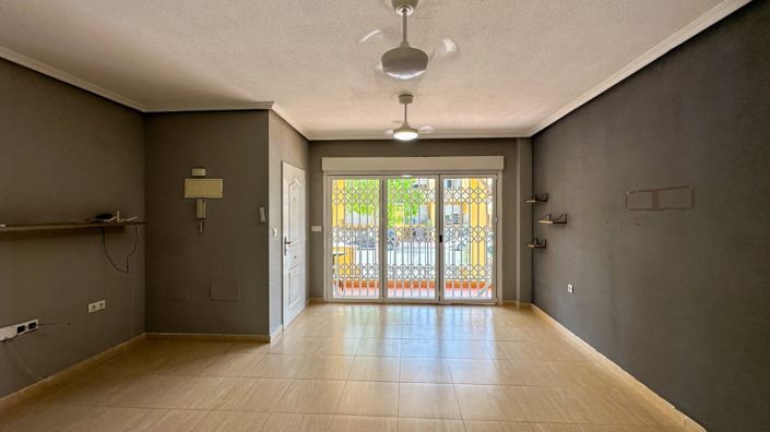 Image No.9-2 Bed Bungalow for sale