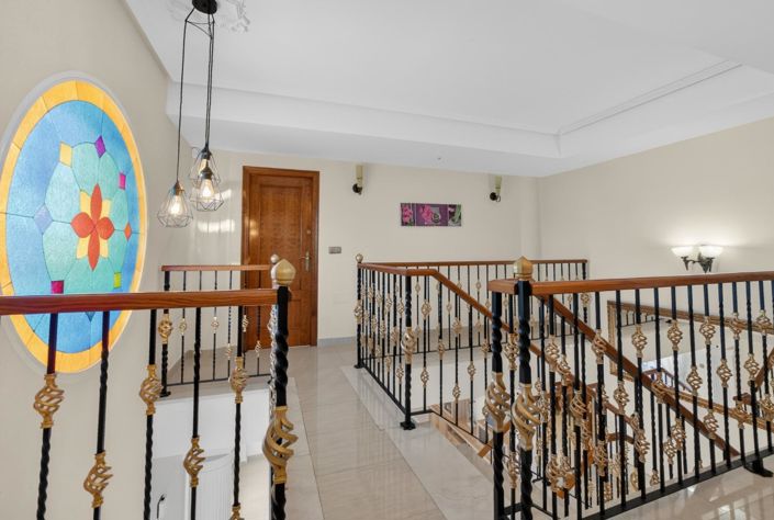 Image No.29-7 Bed Villa for sale