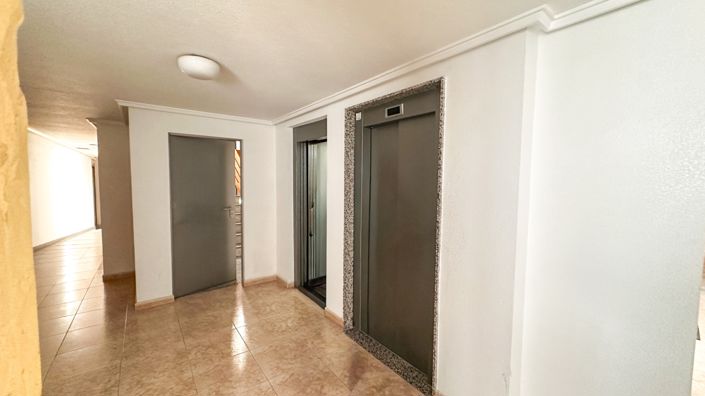 Image No.36-3 Bed Apartment for sale