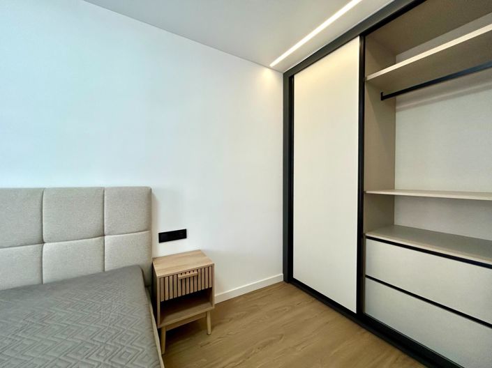 Image No.12-2 Bed Apartment for sale