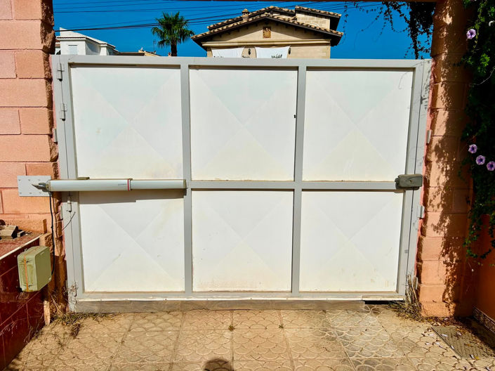 Image No.16-2 Bed Villa for sale