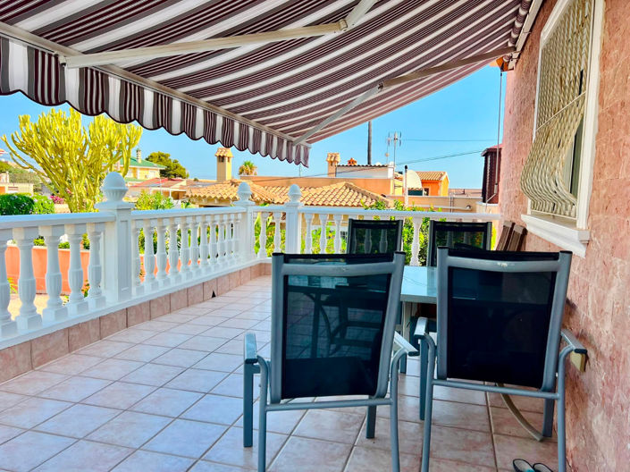 Image No.19-2 Bed Villa for sale