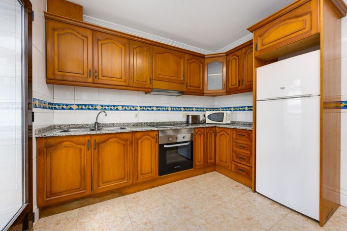 Image No.14-3 Bed Apartment for sale