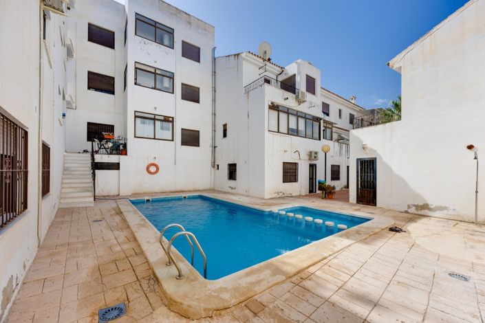Image No.33-3 Bed Apartment for sale
