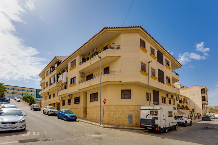 Image No.38-3 Bed Apartment for sale