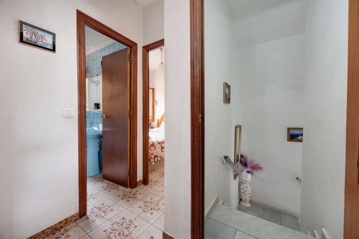 Image No.17-3 Bed Bungalow for sale