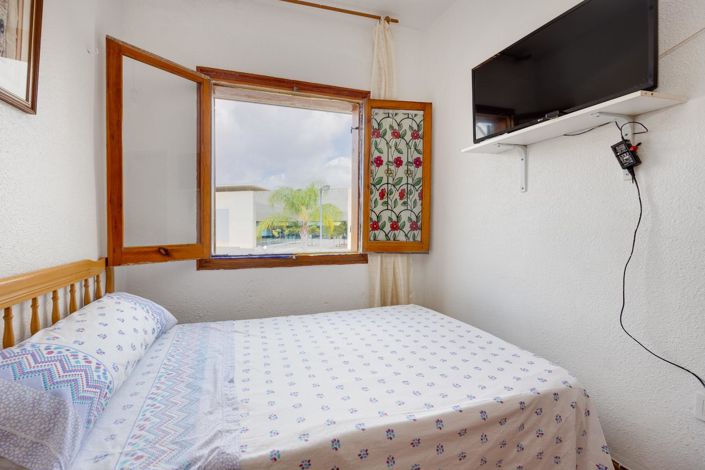 Image No.24-3 Bed Bungalow for sale