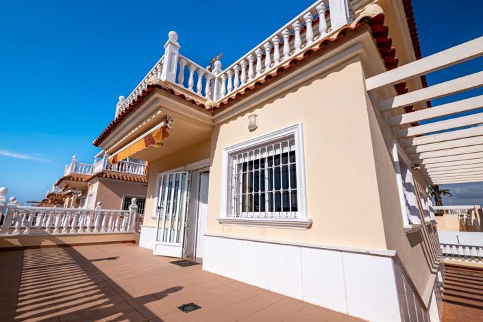 Image No.5-Villa de 5 chambres à vendre à Torrevieja