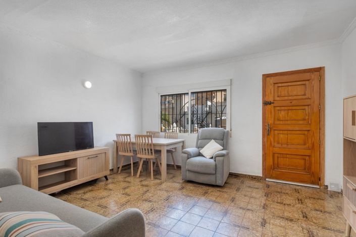 Image No.8-2 Bed Bungalow for sale