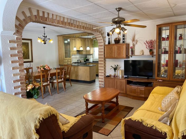 Image No.22-3 Bed Townhouse for sale