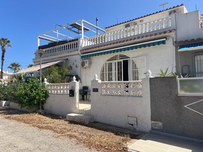 Image No.23-3 Bed Townhouse for sale