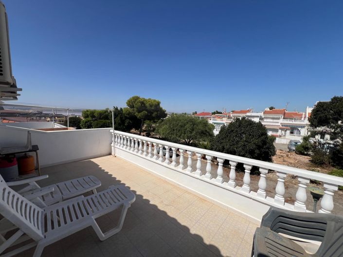 Image No.3-3 Bed Townhouse for sale
