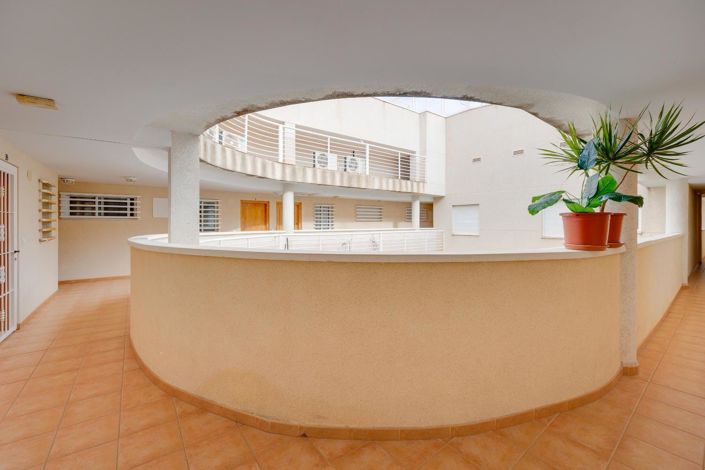 Image No.7-Appartement de 2 chambres à vendre à Torrevieja