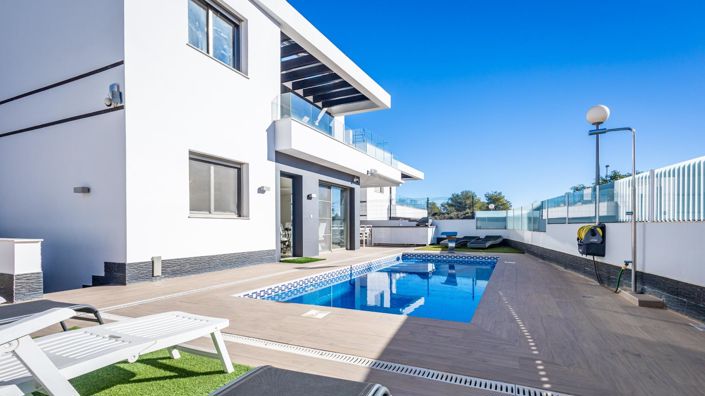 Image No.6-Villa de 4 chambres à vendre à Orihuela Costa