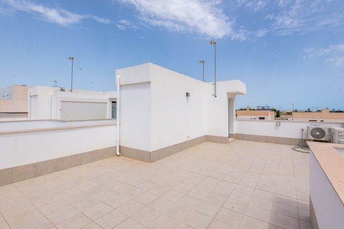Image No.36-3 Bed Villa for sale