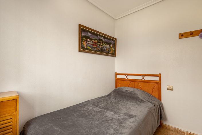 Image No.17-4 Bed Apartment for sale
