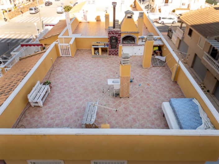Image No.28-4 Bed Apartment for sale