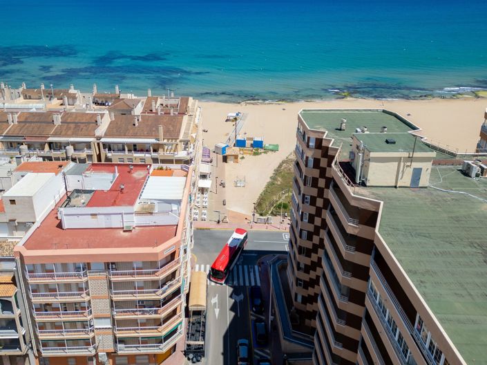 Image No.21-3 Bed Apartment for sale