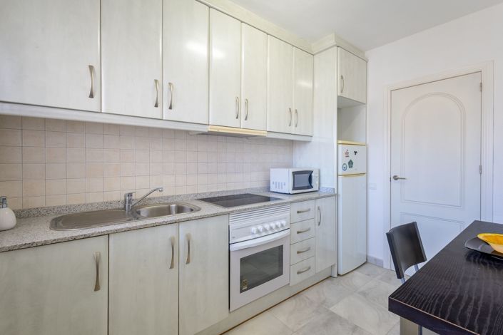 Image No.8-3 Bed Apartment for sale