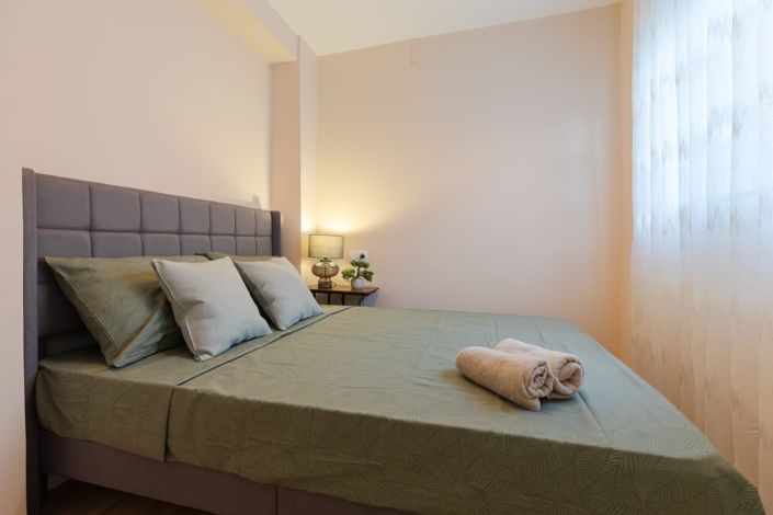 Image No.18-4 Bed Bungalow for sale