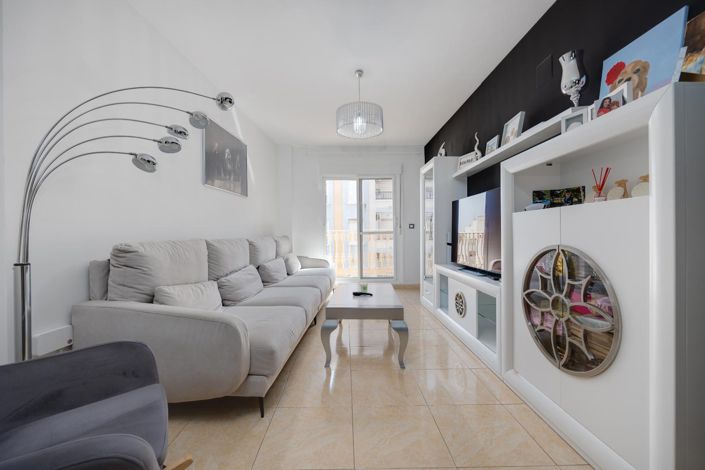 Image No.15-3 Bed Apartment for sale