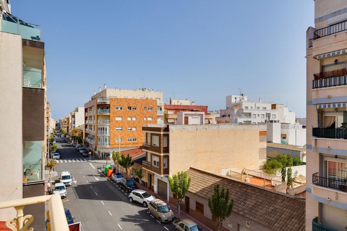 Image No.29-3 Bed Apartment for sale