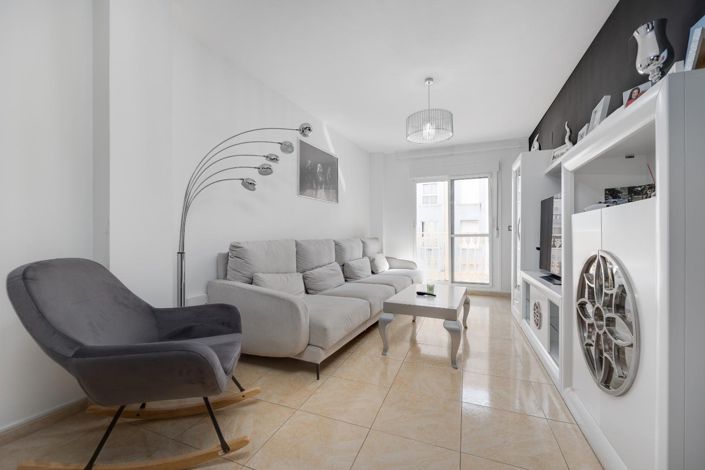 Image No.3-3 Bed Apartment for sale